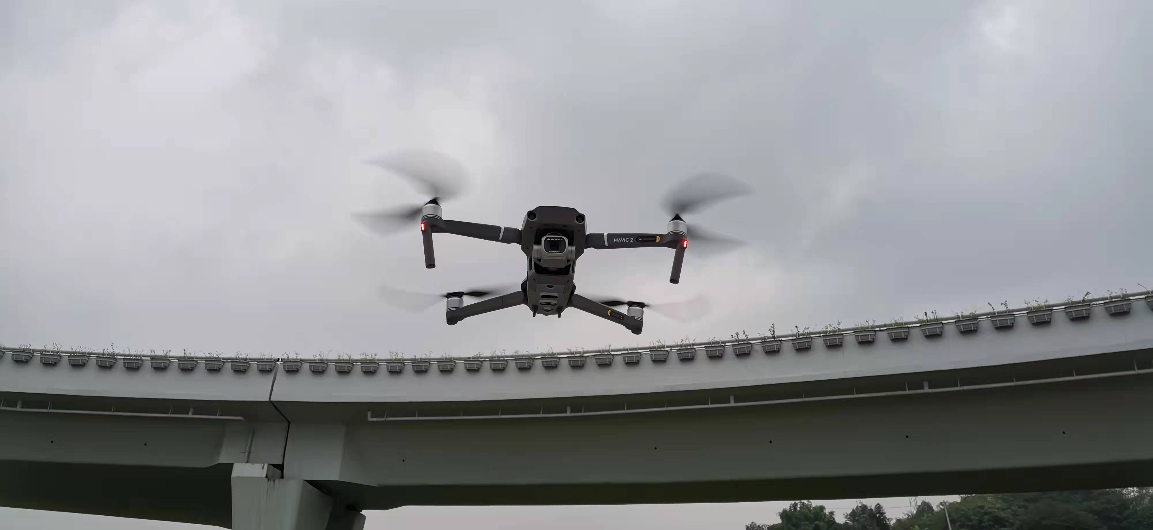 無(wú)人機高空巡檢常態(tài)化，助力城市管理精細化